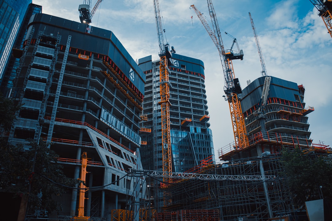 Bürokratie-Baustellen in Deutschland – Steuerrecht, Dokumentation und Genehmigungsverfahren